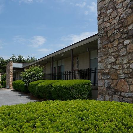 Luray Caverns Motels Стая снимка